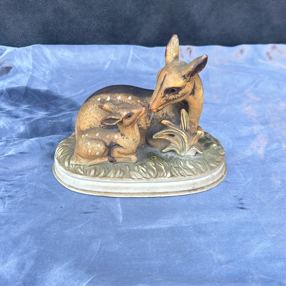 Deer with fawn porcelain figurine